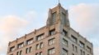 旧川崎汽船本社だったレトロビル