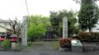 お寺さんとしての境内が纏まっていませんでした。