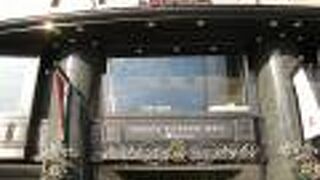 バラエティ豊かなショップが揃っています