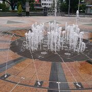 噴水がかわいい、岐阜駅前の広場