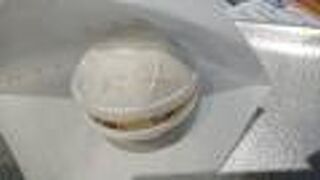 皮がパリパリの、もなかアイス