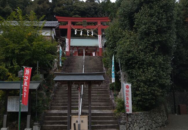 奈良時代末期に創建された神社です！