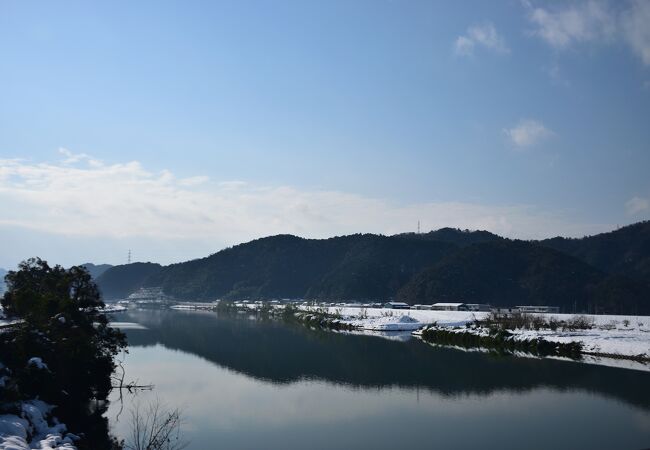 福知山や綾部を通り日本海に注ぐ川