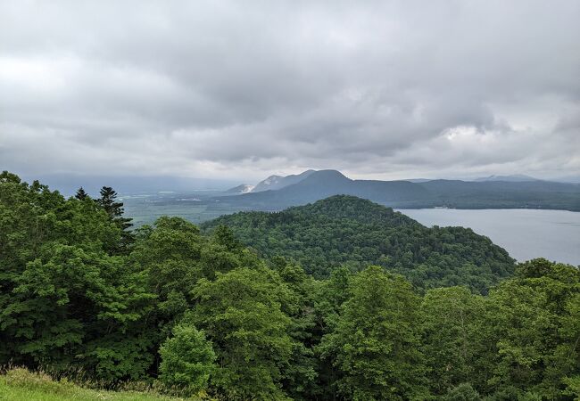 釧路湖の展望スポットです。