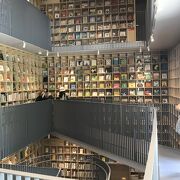 幼稚園児くらいから楽しめる子供のための図書館！