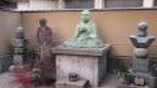 真言宗の寺院です