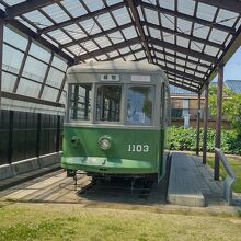 公園内に電車が展示