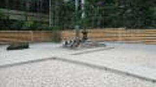 新しくなった将門塚を訪れました