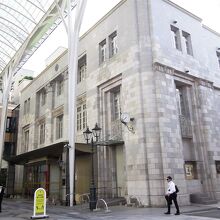 石造りの外観？