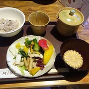 さっぱり系のお漬物が多く、食べ易い。