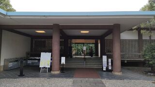 広くはないが展示品の質が高い