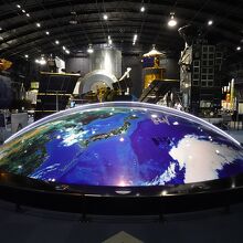ドリームポート　１００万分の１の大きさの地球の模型