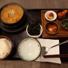 ユッケジャン定食950円