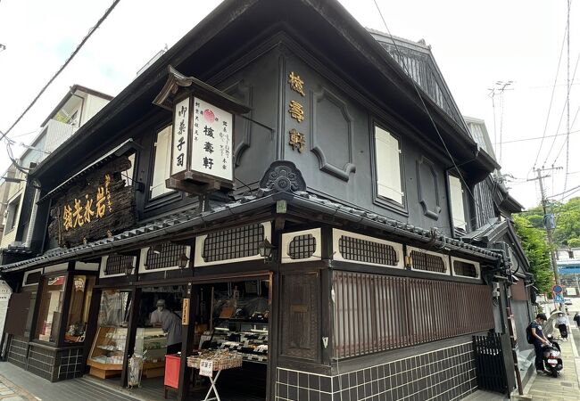 長崎県外には出回らないらしい、岩永梅寿軒のカステラ