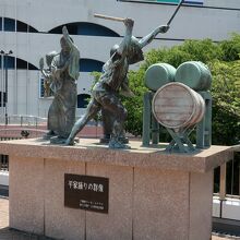 酒樽を打楽器に