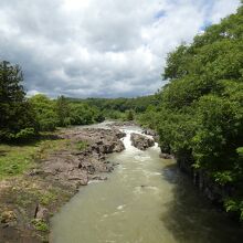 厳美渓を流れる磐井川