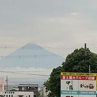 ホテル駐車場からの富士山