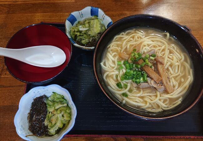 定食や沖縄料理がたくさん！