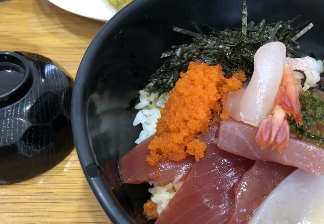 カツオを食べるならここ！
