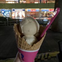 アイスがメインになって噴水がわかりづらい