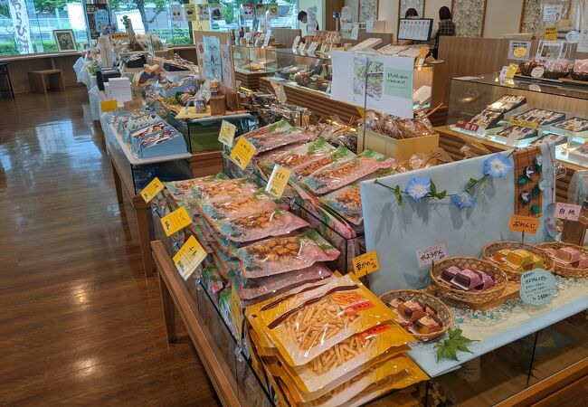 保津川あられ本舗 霰館 工場直売店