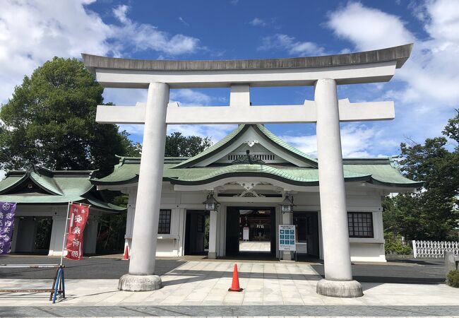 市内最古の神社、室町期に最上家五代、斯波義春が創建