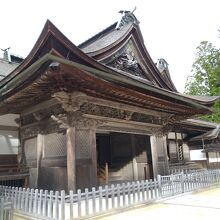 大主殿・大玄関