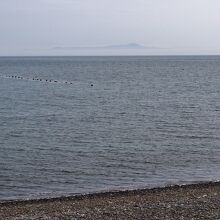 かすかに見える国後島