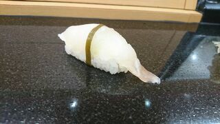 空港内で美味しいお寿司