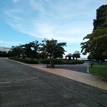 旧税関事務所遺構