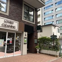 ギャラリーが入っているビル