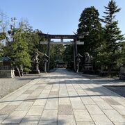 富山の街中にある神社