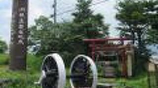 御神体は小海線に使用されていたレールです