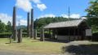 国宝・仮面の女神が発掘されました