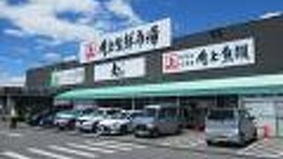 新鮮で厚みあるネタの握りずしがおすすめです