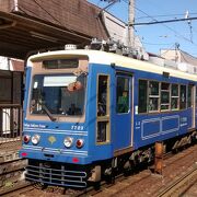 沿線のレトロいな街並みも東京らしく