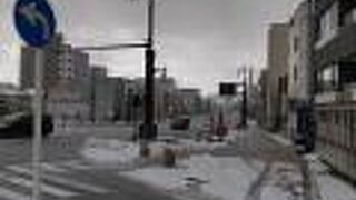 福井市の中心市街地を縦貫する通り