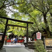 嵐山の竹林の小径にある由緒ある神社