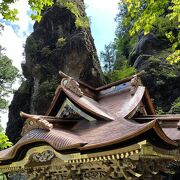 夏でも冷気が漂う榛名神社