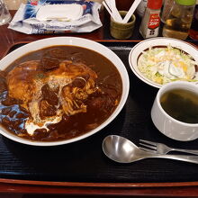 オムレツライス850円