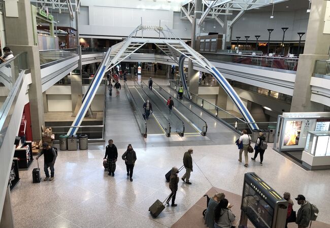 デンバー国際空港 Den クチコミ アクセス 営業時間 デンバー フォートラベル