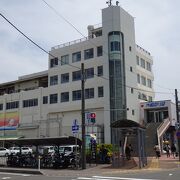 朱鷺神社があります （両津港） 