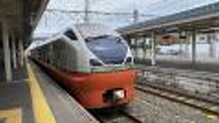 青森から新青森間を北海道新幹線に乗るために乗りました。