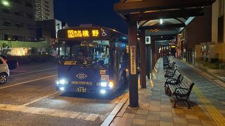 唐戸市場までは本数たくさんあります。