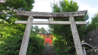 獅子崎稲荷神社　「雪舟観」と名付けられた展望台持つ神社  