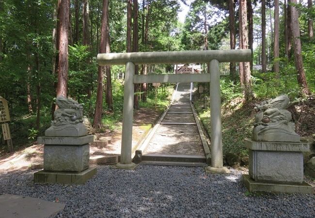 古代からのパワー感じる荘厳な雰囲気のパワースポット