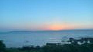 日本海に沈む夕日が素晴らしい