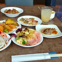 ランチブッフェてんこ盛り(笑)