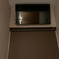 ブース内にはテレビもある