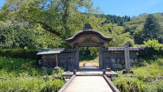 戦国時代に5代に渡り越前を支配した朝倉家の屋敷跡